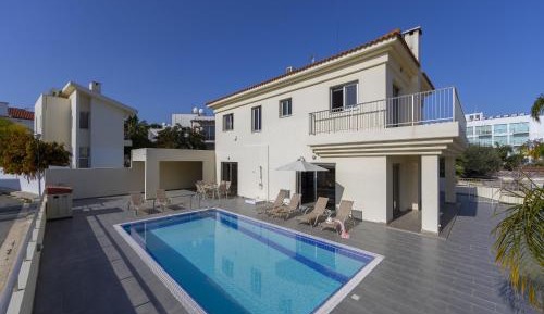 Deluxe Villa