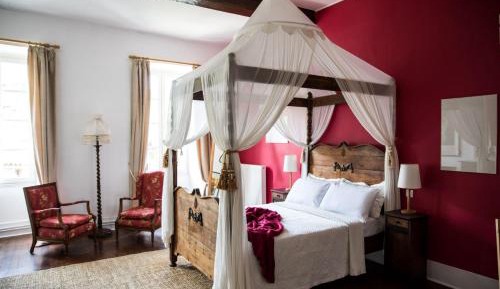 Comfort Room with Private External Bathroom
