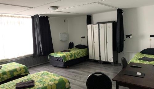 Classic Quadruple Room