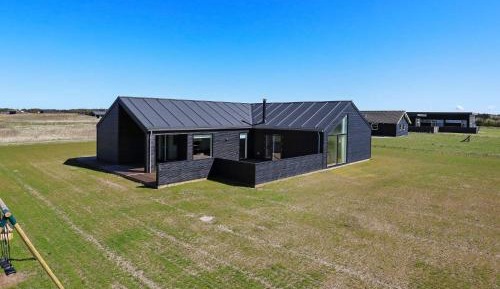 Five-Bedroom Holiday Home