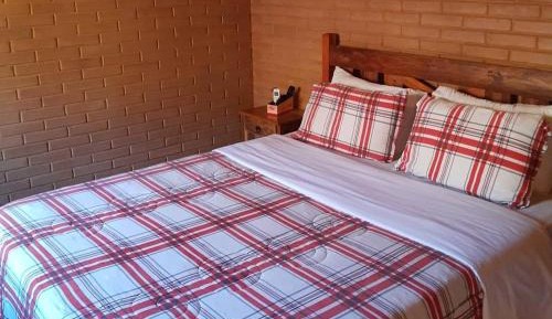 Chalet with Spa Bath (2 Adults)