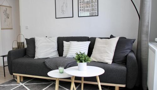 Deluxe One Bedroom Apartment with Balcony