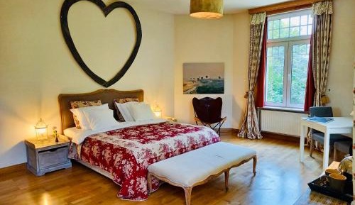 Suite with Garden View