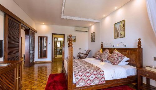 Junior Suite with Balcony