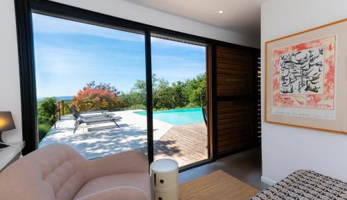 Bungalow - Beach Front