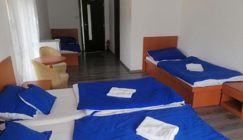Deluxe Double Room with Shower