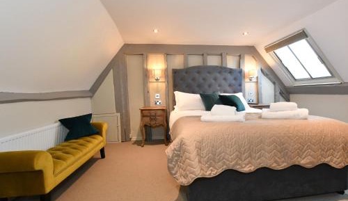 Superior King Room