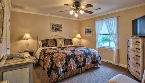 Standard King Room