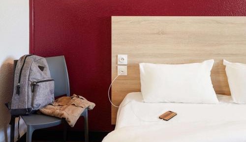 Tandem Room for 2 Travelers