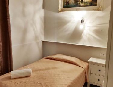 Economy Single Room