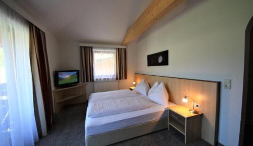 Double Room with Extra Bed