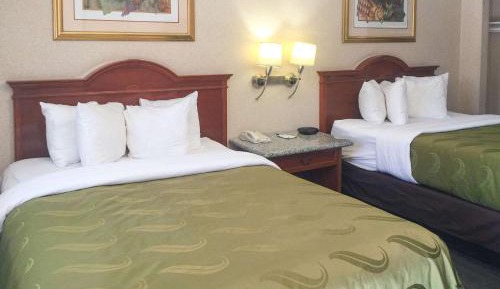 Deluxe Room, 2 Queen Beds, Kitchenette, Non Smoking