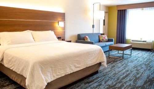 One-Bedroom King Suite