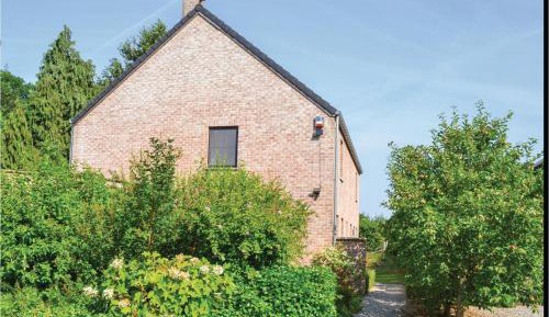 Four-Bedroom Holiday Home