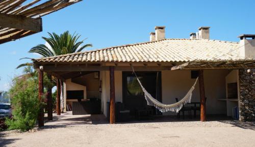 Bungalow (2 Adults)
