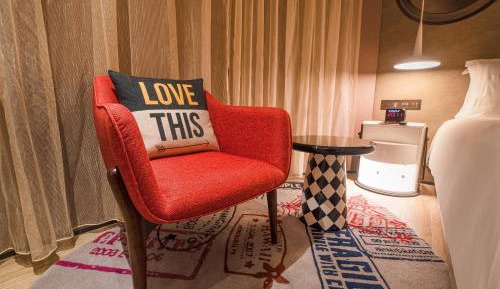 Standard King Room