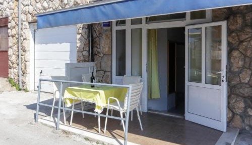 Two Bedroom Apartment with Terrace