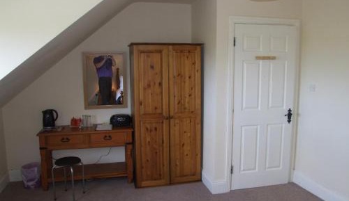 Double or Twin Room with Shared Bathroom