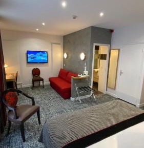 Superior Double Room with Seating Area