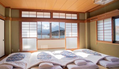 Japanese-Style Room