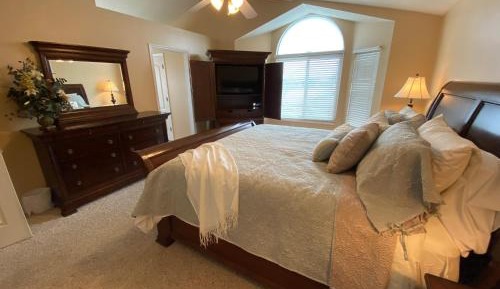Six-Bedroom House
