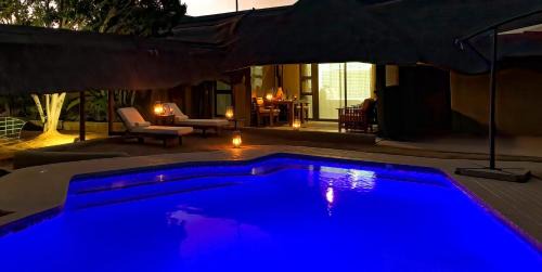 Poolside Cottage