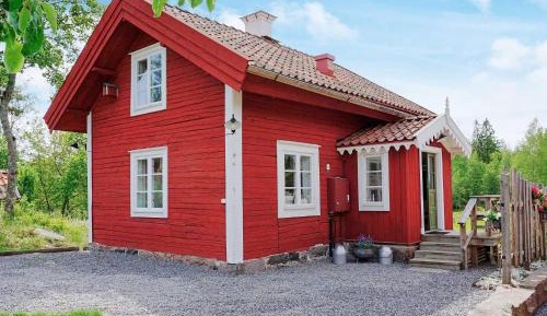 Two-Bedroom Holiday Home