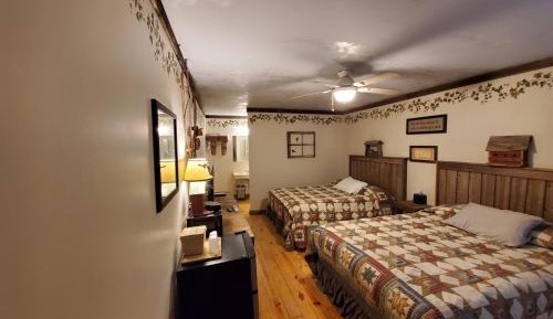 Queen Room