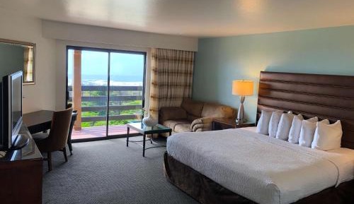 King Room with Ocean View - Parking Level