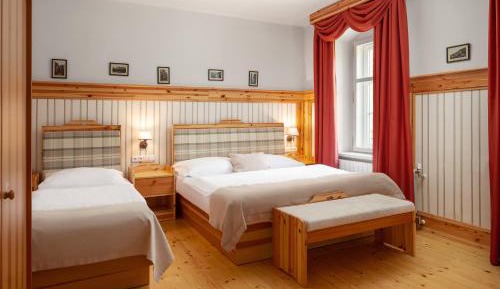 Triple Room