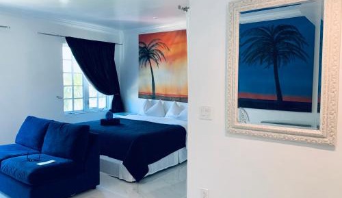 Studio Apartment with Sea View