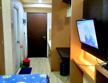 Deluxe Studio