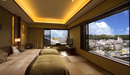 Twin Room with Mountain View