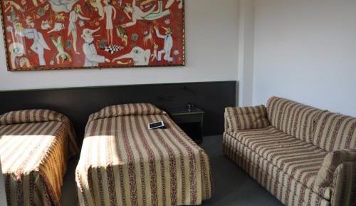 Standard King Room