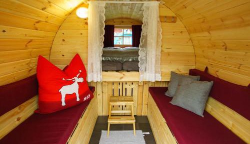 Double or Twin Room with Shared Bathroom
