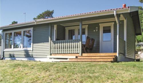 Three-Bedroom Holiday Home 