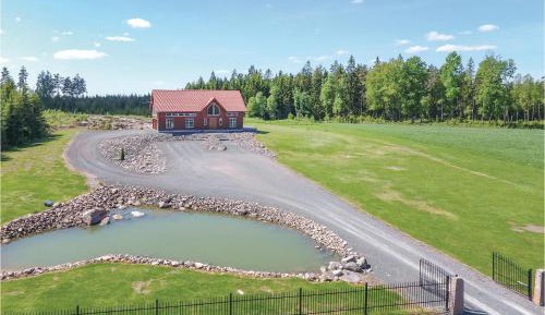 Four-Bedroom Holiday Home