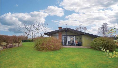 Three-Bedroom Holiday Home 