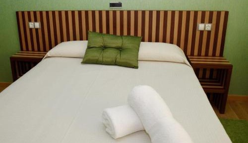 Double Room (2 Adults + 1 Child )