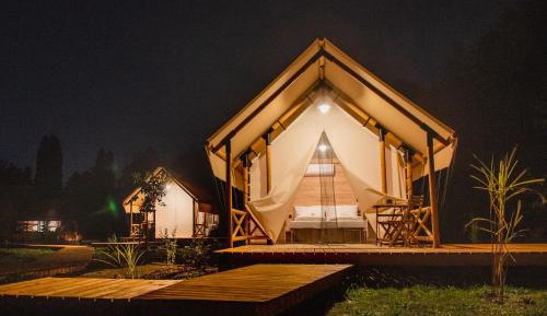 Tent (2 Adults) 