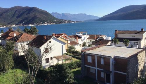 Studio Apartment with Sea View