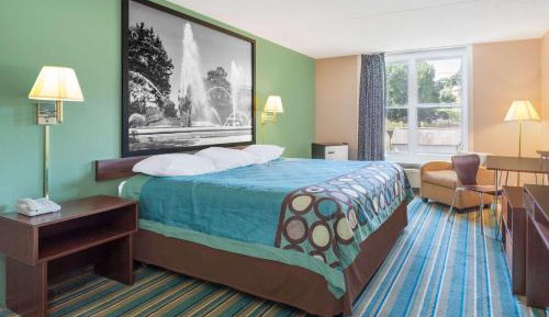King Room - Non-Smoking
