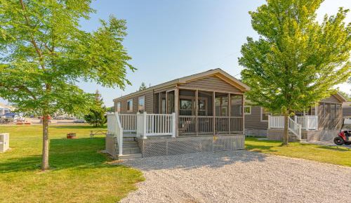 Deluxe Two Bedroom Cottage