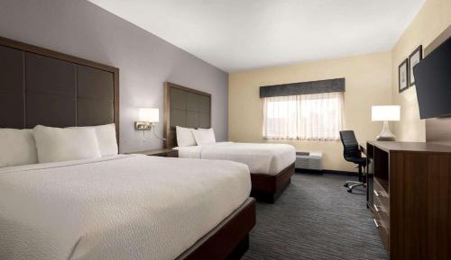 Queen Room with Two Queen Beds - Hearing Accessible/Non-Smoking