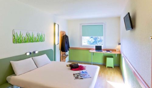 Classic Room with 1 double bed