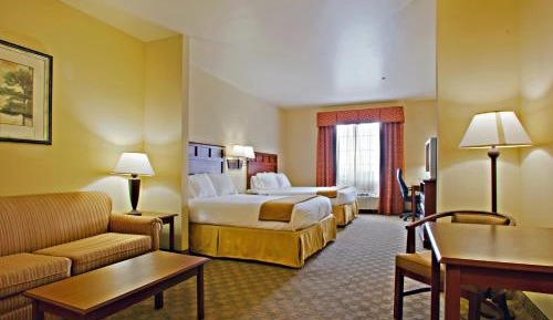 Suite with Two Beds - Non-Smoking