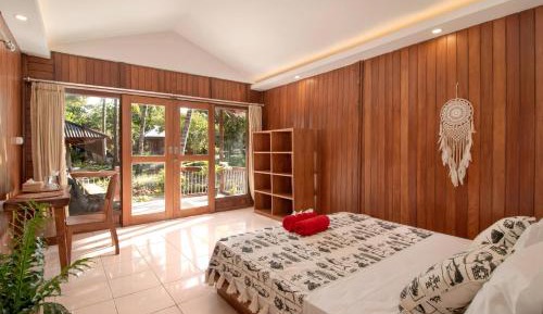 Deluxe Bungalow
