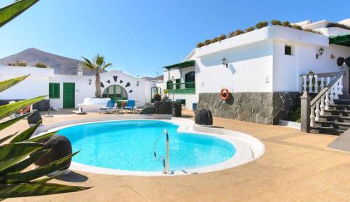 Double Room with Pool Access 