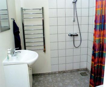 Cottage (4 Adults)