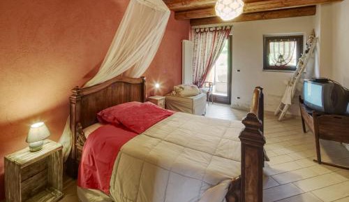 Triple Room with Mountain View